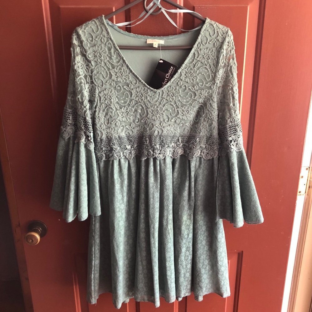 Gorgeous easel Lace Dress - Dusty Teal - Medium